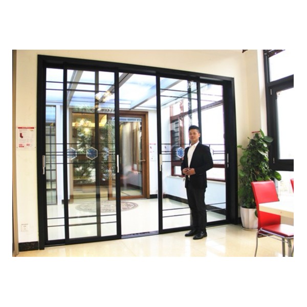 加盟伊盾門窗，實現你發財致富的夢想！