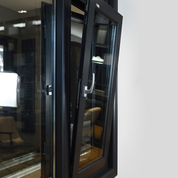 內(nèi)開內(nèi)倒窗有哪些優(yōu)缺點(diǎn)？不是內(nèi)行人真不知道！