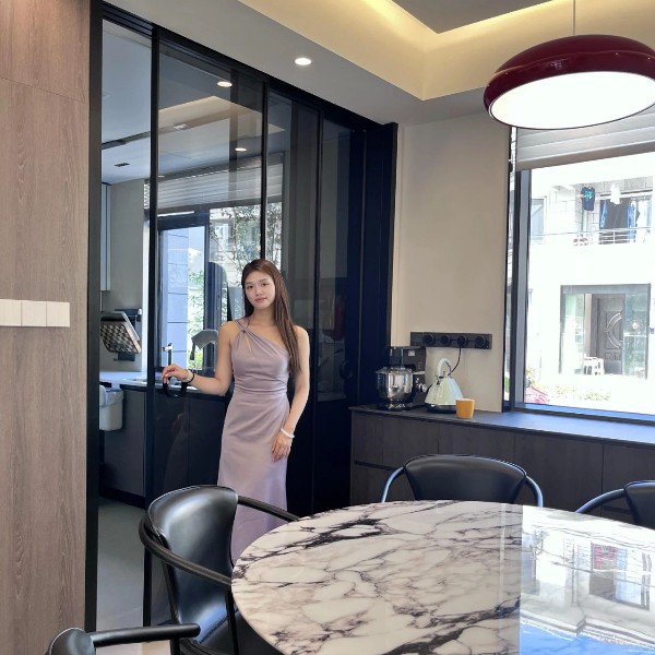 門窗十大品牌之伊盾門窗，產(chǎn)品為根，模式為王！