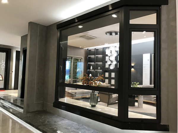 高效隔音門窗哪個品牌好？伊盾門窗怎么樣？佛羅倫薩4